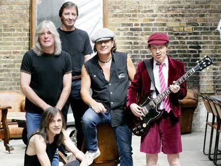 AC/DC avec Brian Johnson au centre